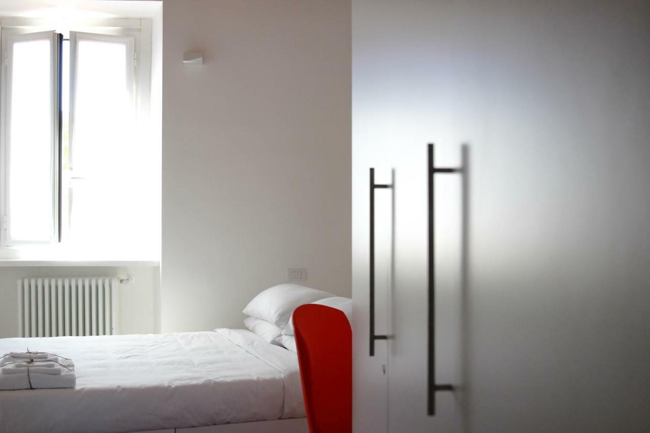 Design Apartment Porta Venezia Milan Luaran gambar